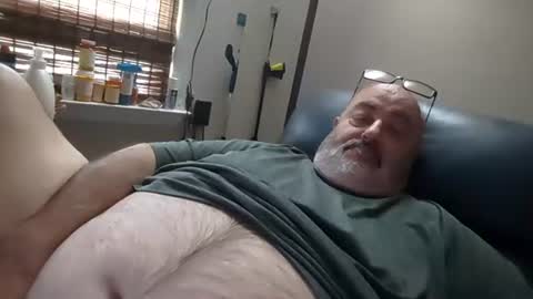 bigfuzzyteddybear online show from June 13, 2026, 4:49 pm