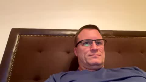 bigger22332233 online show from December 9, 2024, 12:56 am