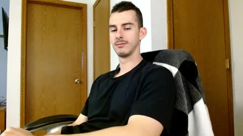 Snapshot of biggerbradd chatting on June 30, 2026, 6:31 pm biggerbradd online show from June 30, 2026, 6:31 pm