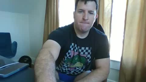 BiggestBallsOnChatr online show from November 12, 2025, 5:46 pm