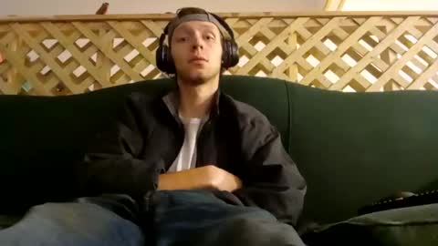 Snapshot of biggestboiiii chatting on January 29, 2025, 3:33 am biggestboiiii online show from January 29, 2025, 3:33 am