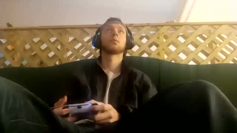 Snapshot of biggestboiiii chatting on March 7, 2025, 8:11 pm biggestboiiii online show from March 7, 2025, 8:11 pm