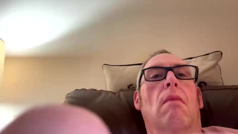 biggloves4bighands online show from February 22, 2026, 11:25 pm