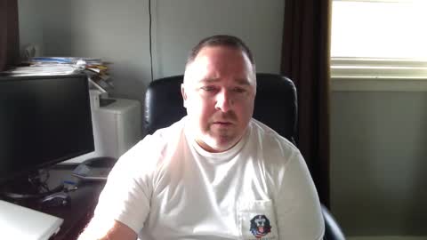 Snapshot of biggy9877 chatting on November 7, 2025, 5:35 pm biggy9877 online show from November 7, 2025, 5:35 pm