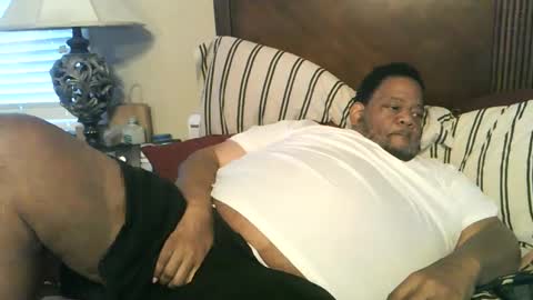 Snapshot of biggyscorpio chatting on October 13, 2025, 10:32 pm biggyscorpio online show from October 13, 2025, 10:32 pm