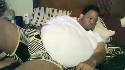 Snapshot of biggyscorpio chatting on October 15, 2025, 5:18 am biggyscorpio online show from October 15, 2025, 5:18 am