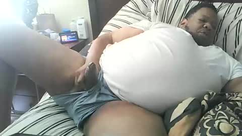 Snapshot of biggyscorpio chatting on November 14, 2025, 4:06 pm biggyscorpio online show from November 14, 2025, 4:06 pm