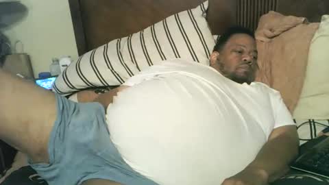 Snapshot of biggyscorpio chatting on November 15, 2025, 10:26 pm biggyscorpio online show from November 15, 2025, 10:26 pm