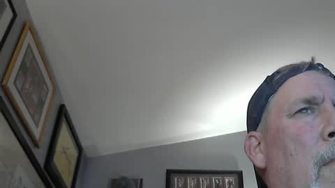 bigh1964 online show from December 19, 2025, 7:37 am