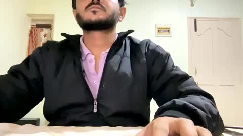 Snapshot of bighandsomesatisfy chatting on December 31, 2024, 5:51 pm bighandsomesatisfy online show from December 31, 2024, 5:51 pm