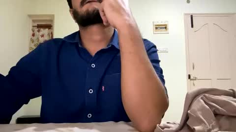 Snapshot of bighandsomesatisfy chatting on January 1, 2025, 8:26 pm bighandsomesatisfy online show from January 1, 2025, 8:26 pm