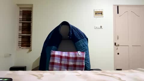 Snapshot of bighandsomesatisfy chatting on January 18, 2025, 3:05 pm bighandsomesatisfy online show from January 18, 2025, 3:05 pm