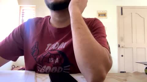 Snapshot of bighandsomesatisfy chatting on February 7, 2025, 7:18 am bighandsomesatisfy online show from February 7, 2025, 7:18 am