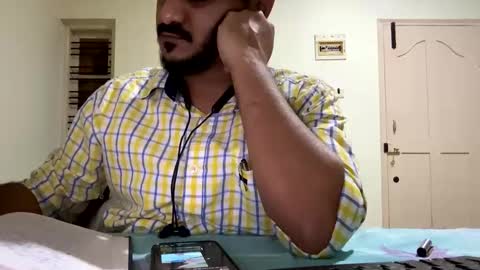 Snapshot of bighandsomesatisfy chatting on February 21, 2025, 6:26 pm bighandsomesatisfy online show from February 21, 2025, 6:26 pm