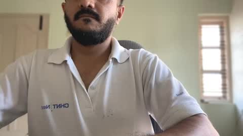 Snapshot of bighandsomesatisfy chatting on October 13, 2025, 11:10 am bighandsomesatisfy online show from October 13, 2025, 11:10 am