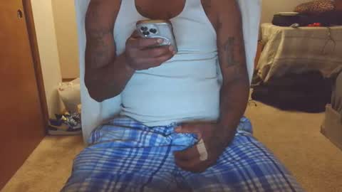 Snapshot of bighawaiislim chatting on March 30, 2026, 8:37 am bighawaiislim online show from March 30, 2026, 8:37 am