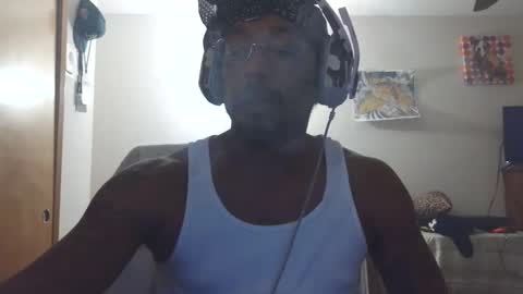 Snapshot of bighawaiislim chatting on April 3, 2026, 10:13 am bighawaiislim online show from April 3, 2026, 10:13 am