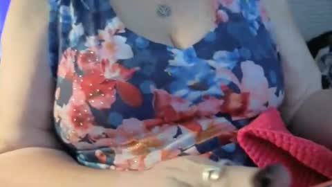 Snapshot of bigmarisella chatting on October 30, 2025, 1:56 pm Big Mari online show from October 30, 2025, 1:56 pm