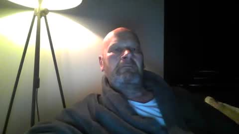 bigmike3339 online show from February 28, 2025, 5:59 am