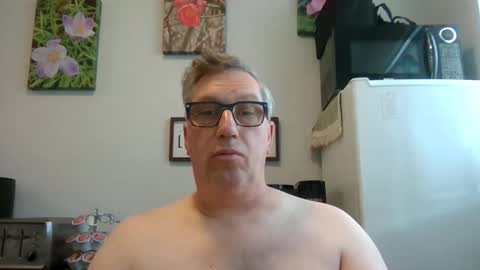 Snapshot of bignhard_69_ chatting on May 1, 2026, 5:06 pm bignhard_69_ online show from May 1, 2026, 5:06 pm