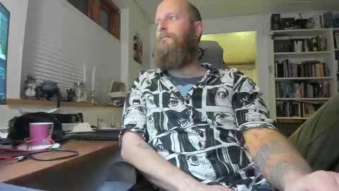 Beardo online show from September 12, 2025, 7:58 pm