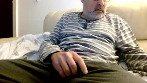 Snapshot of bigricky75 chatting on February 15, 2026, 6:59 pm Ricky online show from February 15, 2026, 6:59 pm