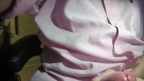 Snapshot of bigsexshark1 chatting on October 28, 2025, 5:33 am bigsexshark1 online show from October 28, 2025, 5:33 am