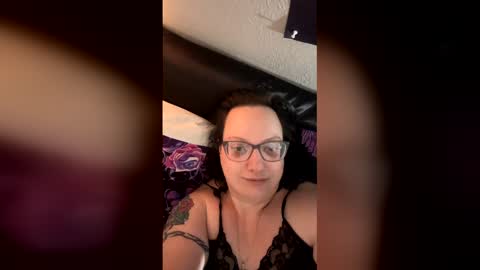 bigsexy20261987 online show from March 23, 2026, 12:03 am