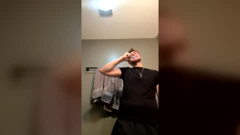 bigskinnyboyshh online show from July 27, 2026, 9:44 pm