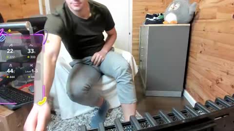 bigsshark online show from December 19, 2025, 10:55 am