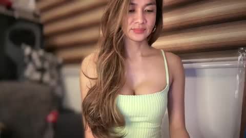 Snapshot of bigsurprise4u chatting on January 5, 2025, 5:20 pm Yna online show from January 5, 2025, 5:20 pm