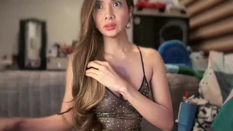 Snapshot of bigsurprise4u chatting on January 13, 2025, 7:43 am Yna online show from January 13, 2025, 7:43 am