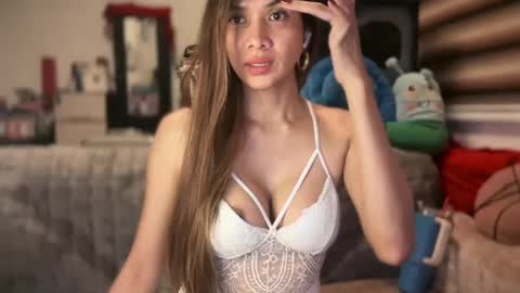 Snapshot of bigsurprise4u chatting on February 18, 2025, 11:30 pm Yna online show from February 18, 2025, 11:30 pm