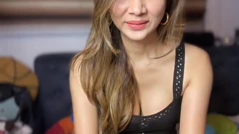 Snapshot of bigsurprise4u chatting on June 12, 2026, 7:35 pm Yna online show from June 12, 2026, 7:35 pm