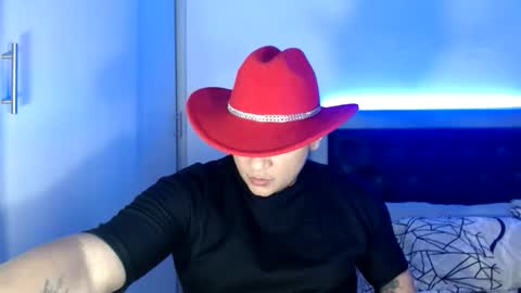 Snapshot of bigthick_blackcock chatting on May 16, 2026, 7:23 pm MANUEL online show from May 16, 2026, 7:23 pm