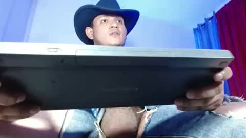 Snapshot of bigthick_blackcock chatting on May 23, 2026, 1:33 am MANUEL online show from May 23, 2026, 1:33 am