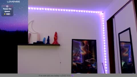 Snapshot of bigtittedtattedlesbian chatting on January 21, 2025, 10:08 pm Nichole lights online show from January 21, 2025, 10:08 pm