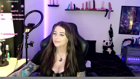 Snapshot of bigtittedtattedlesbian chatting on June 5, 2026, 8:47 pm Nichole lights online show from June 5, 2026, 8:47 pm