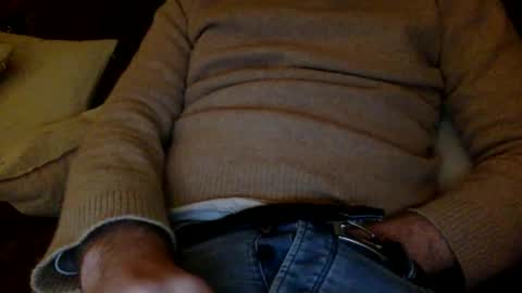 Snapshot of bigvic25cm chatting on January 18, 2025, 8:09 pm bigvic25cm online show from January 18, 2025, 8:09 pm