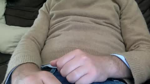 Snapshot of bigvic25cm chatting on March 4, 2025, 2:10 pm bigvic25cm online show from March 4, 2025, 2:10 pm