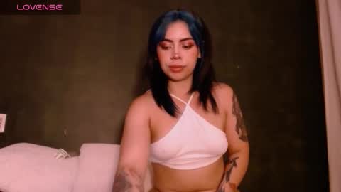 biigbooty_ online show from January 15, 2026, 2:38 am