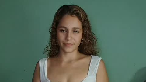 hi  soy   natural girl biki online show from August 3, 2026, 1:48 am