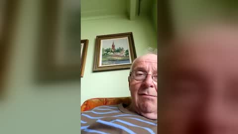Snapshot of bill_25061 chatting on August 2, 2026, 4:38 pm bill_25061 online show from August 2, 2026, 4:38 pm