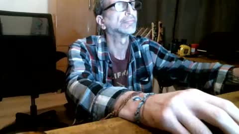 Snapshot of billy1164m chatting on June 18, 2026, 8:25 am billy online show from June 18, 2026, 8:25 am