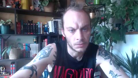 Billy FingerCut online show from October 6, 2025, 11:29 am