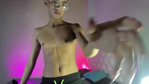 Sam online show from November 14, 2025, 4:49 pm