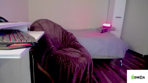 Snapshot of bimbo_sasha chatting on June 14, 2026, 11:12 am sashkaaaa 77 online show from June 14, 2026, 11:12 am