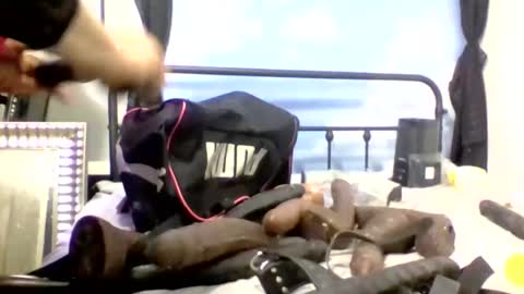 Snapshot of bimbogiga chatting on April 15, 2026, 10:22 am bimbogiga online show from April 15, 2026, 10:22 am