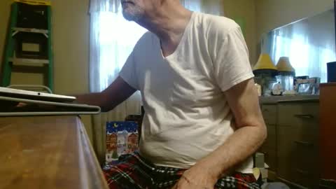 Bimbttm online show from January 18, 2026, 1:26 pm