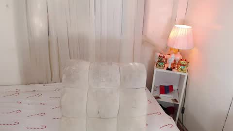 binnie_katchins online show from July 22, 2026, 12:46 am